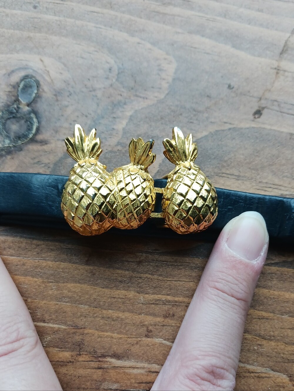 Gold Pineapple Clasp Belt